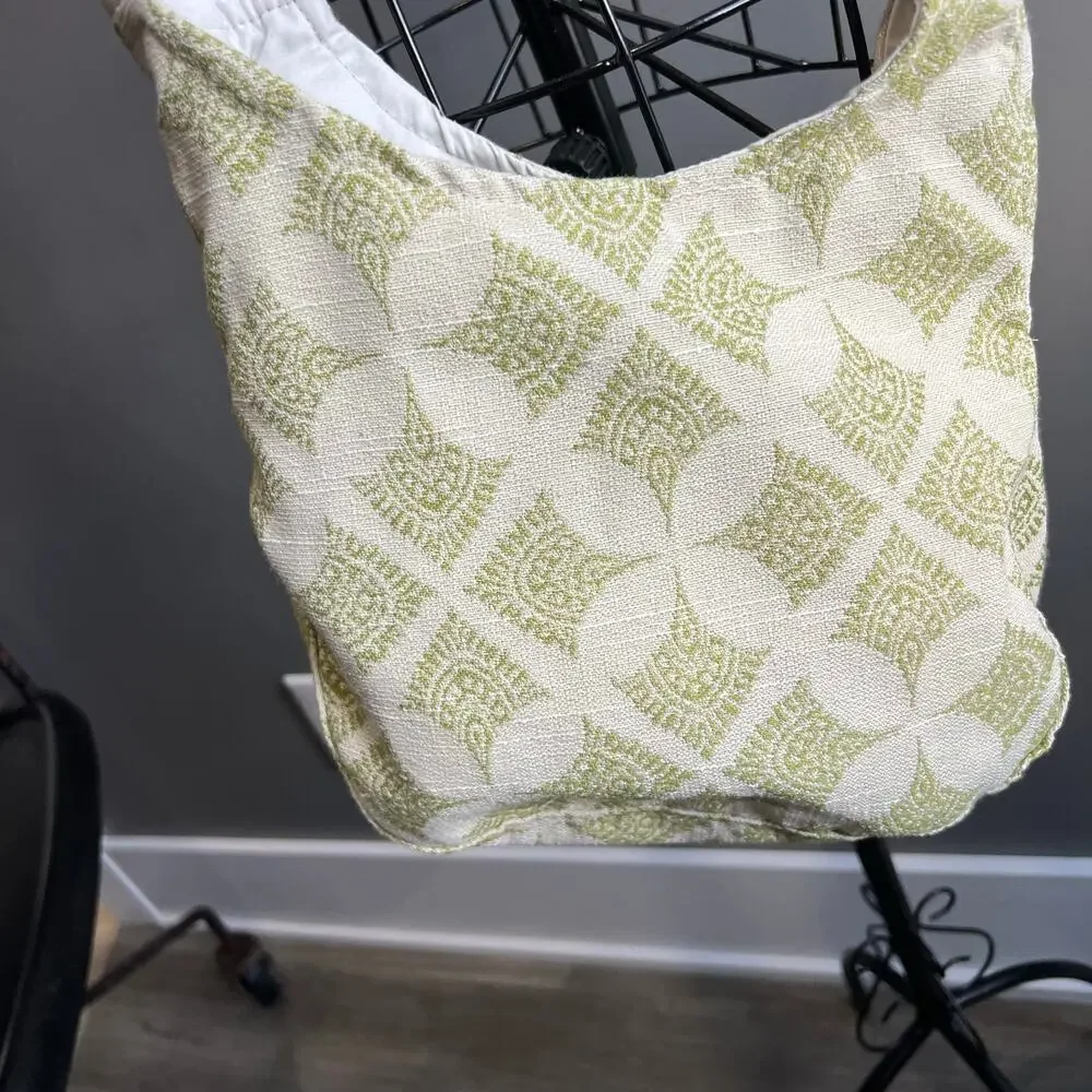 New Hope Girls Green Leaf Motif Hobo Tote and Pouch